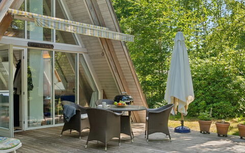 Thrond - 500M from the Sea: Appartamento, Condominio, Estate, Balcone, Villa, Hotel