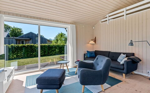 Kody - 400M from the Sea: Casa, Casa, Porta, Tetto, Villetta, Estate, Giardino, Shade, Raccordo, Cortile