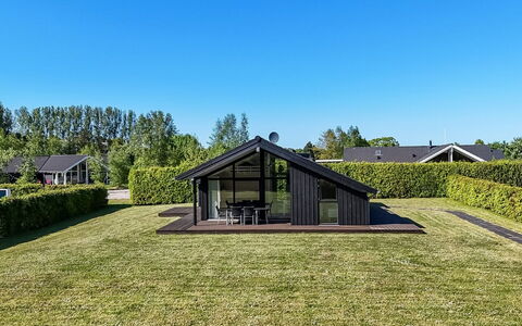Kody - 400M from the Sea: Casa, Casa, Porta, Tetto, Villetta, Estate, Giardino, Shade, Raccordo, Cortile