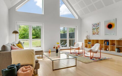 Anelle - 2.5Km from the Sea: Mobilia, Pavimentazione, Interior Design, Pavimento, Legna, Pavimento In Legno, Soggiorno, Soffitto, Casa, Sedia