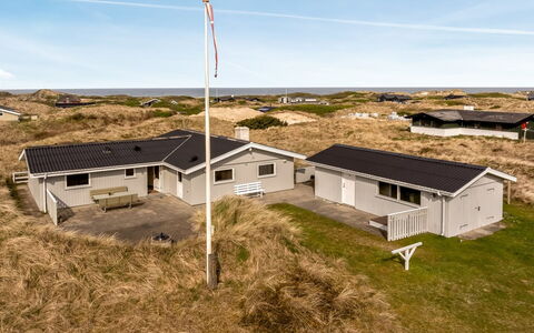 Fridgerd - 300M from the Sea