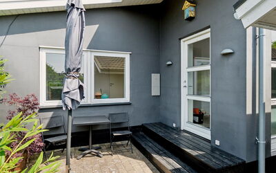 Dreng - 250M from the Sea