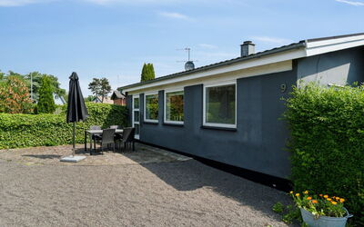 Dreng - 250M from the Sea