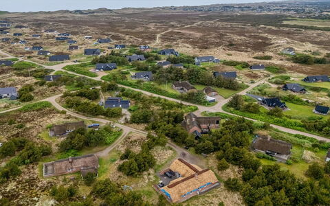 Thiodver - 850M from the Sea: Paesaggio, Ecoregione, Visione Globale, Plain, Lotto, Campo, Fotografia Aerea, Villaggio, Prateria, Shrubland