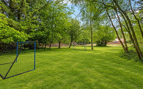 Ulf - 2Km from the Sea: Erba, Lotto, Prato, Giardino, Prato, Shade, Parco, Cortile, Landscaping