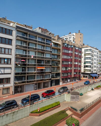 Centrally Located Maris