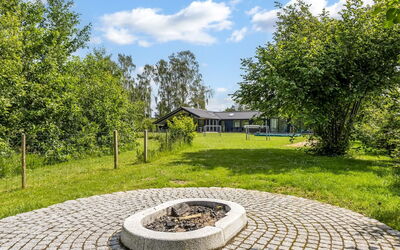 Matild - 400M from the Sea