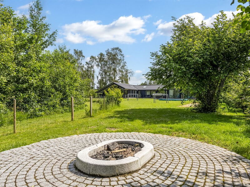 Matild - 400M from the Sea