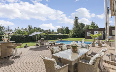 Mads - 1.2Km from the Sea: Lotto, Giardino, Prato, Estate, Landscaping, Sedia, Cortile, Shade, Villa, Agriturismo