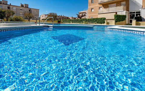 Aires de Mar: Acqua, Cielo, Risorse Idriche, Proprietà, Costruzione, Piscina, Blu, Azzurro, Architettura