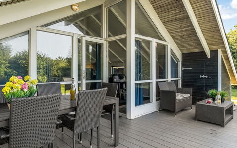 Kai - 400M from the Sea: Estate, Shade, Driveway, Agriturismo