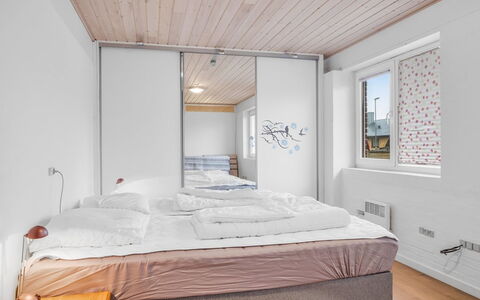 Withulf - 500M to the Fjord: Costruzione, Casa, Zona Residenziale, Casa, Arbusto, Tetto, Villetta, Estate, Giardino