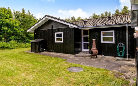 Ginette - 400M to the Fjord: Estate, Shade, Driveway, Agriturismo
