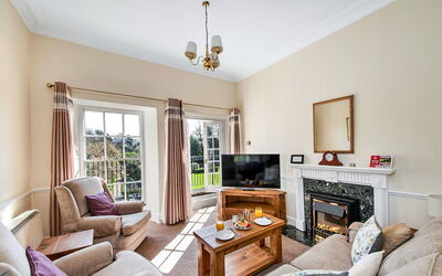 Roulston Hall Apt