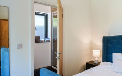 Wiggle Barn, Kingsand