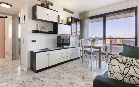 Cancun: Mobilia, Camera, Interior Design, Proprietà, Soggiorno, Costruzione, Pavimento, Casa, Parete, Soffitto