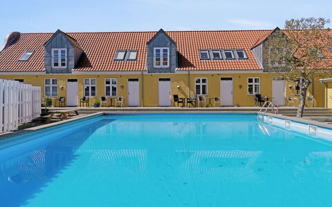 Elemine - 500M from the Sea: Tetto, Casa, Casa, Villetta, Porta, Raccordo, Estate, Prato, Cortile, Portico