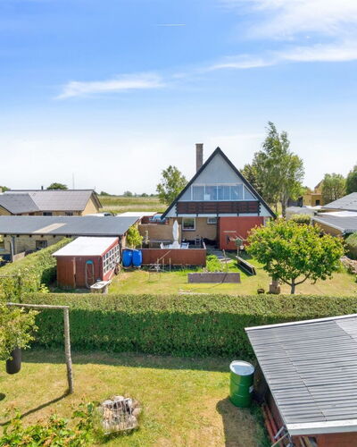 Lacey - 4Km from the Sea