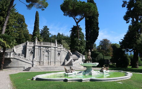 La Casa di Carlo: Giardino, Landscaping, Parco, Estate, Prato, Dimora, Sempreverde, Giardino Botanico, Villa, Palazzo