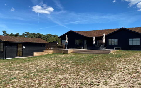 Adia - 650M from the Sea: Estate, Shade, Driveway, Agriturismo