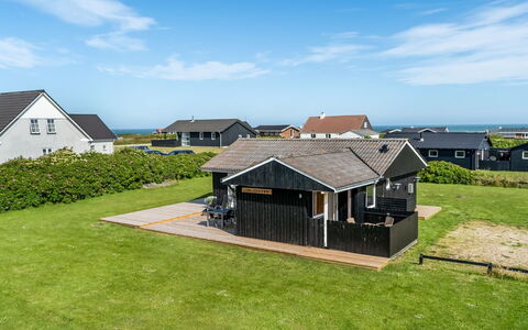 Leonard - 130M from the Sea: Costruzione, Casa, Tetto, Casa, Architettura, Zona Residenziale, Villetta, Lotto, Area Rurale, Raccordo
