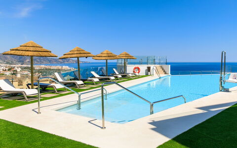 D'Mediterranea Private Pool & Sauna: Piscina, Ricorrere, Appartamento, Mare, Hotel, Eco Hotel, Località Balneare, Mobili Da Esterno, Villa, Oceano