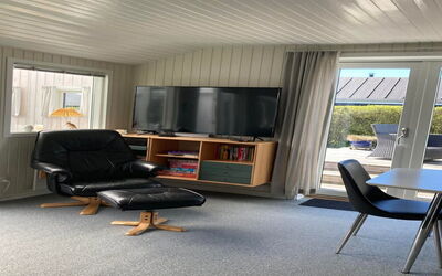 Raymond - 175M from the Sea