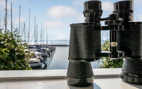 Ulvi - 15M from the Sea: Tetto, Casa, Porta, Villetta, Shade, Raccordo, Cortile, Estate, Backyard