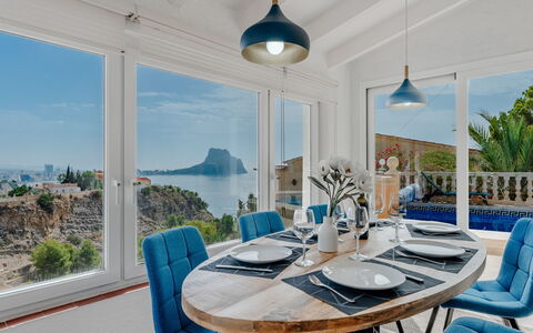 Brisa del Mar: Mobilia, Interior Design, Tavolo, Sedia, Cucina & Sala Da Pranzo Tavolo, Pavimentazione, Sala Da Pranzo, Pavimento, Illuminazione, Soffitto
