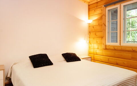 Ahma: Legna, Interior Design, Soffitto, Pavimento, Pavimentazione, Mobilia, Illuminazione, Camera, Letto, Camera Da Letto