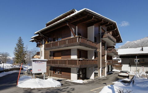 Villars 110: Zona Residenziale, Pendenza, Congelamento, Balcone, Inverno, Neve, Raccordo
