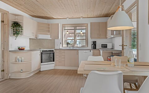 Antine - 400M from the Sea: Appartamento, Condominio, Estate, Balcone, Villa, Hotel