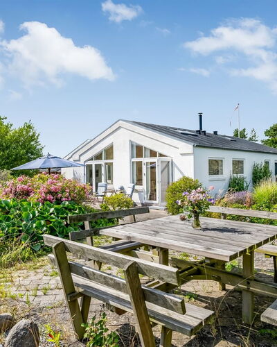 Idalia - 600M from the Sea