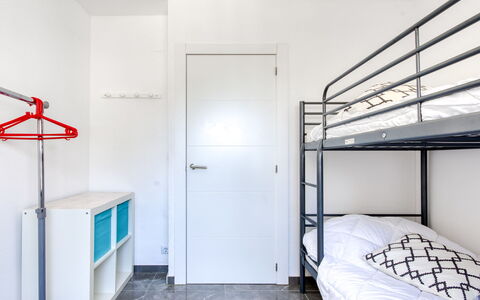 Cilia: Pavimentazione, Pavimento, Interior Design, Camera, Appartamento, Soffitto, Pavimento In Legno, Latifoglie