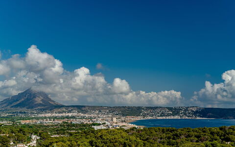 Vista Panoramica: Cielo, Blu, Giorno, Orizzonte, Nube, Costiera E Morfologie Oceanic, Costa, Mare, Oceano, Cumulo