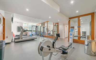 Roland House - Two Bedroom