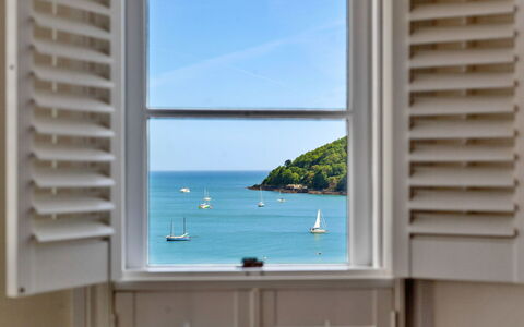 Cliff House, Kingsand: Casa, Villetta, Congelamento, Villaggio, Paesino Di Montagna, Ricorrere, Neve, Inverno, Alpi