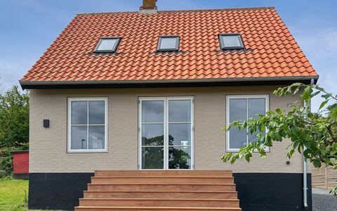 Hermine - 250M from the Sea: Appartamento, Condominio, Estate, Balcone, Villa, Hotel