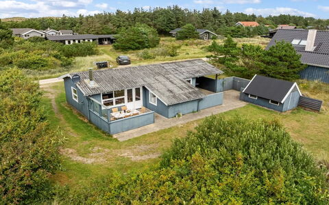 Claudine - 700M from the Sea: Casa, Tetto, Casa, Villetta, Capannone, Edifici Giardino, Raccordo, Cortile, Log Cabin, Capanna