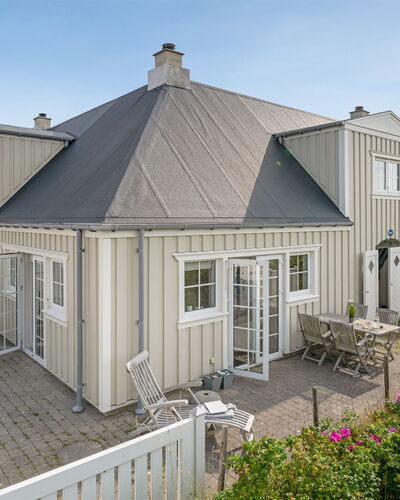 Hildegerd - 100M from the Sea