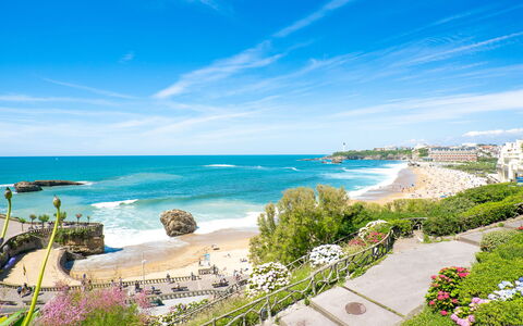 Sofitel Miramar: Blu, Acqua, Corpo D'Acqua, Costa, Spiaggia, Costiera E Morfologie Oceanic, Mare, Estate, Orizzonte, Oceano