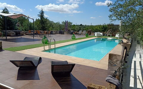 Borgo Incanto: Piscina, Ricorrere, Tempo Libero, Materiale Composito, Shade, Eco Hotel, Flagstone, Mobili Da Esterno, Giardino, Giochi D'Acqua