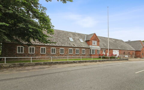 Henrieke - 10Km from the Sea