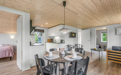 Roland - 200M to the Fjord: Appartamento, Condominio, Estate, Balcone, Villa, Hotel