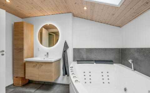 Roland - 200M to the Fjord: Appartamento, Condominio, Estate, Balcone, Villa, Hotel