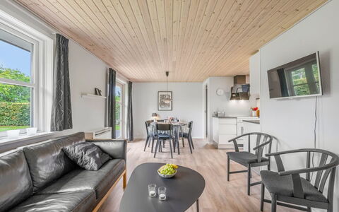 Roland - 200M to the Fjord: Appartamento, Condominio, Estate, Balcone, Villa, Hotel