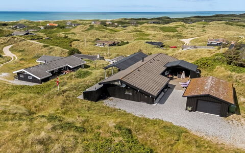 Jannus - 600M from the Sea: 