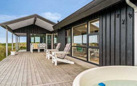 Jannus - 600M from the Sea: Legna, Mobilia, Appartamento, Camera, Soffitto, Color Legno, Sedia, Latifoglie, Vernice, Legname