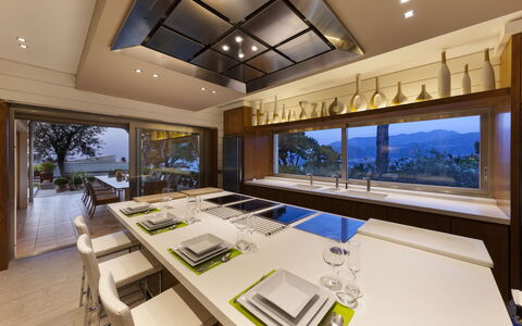 Villantonella: Interior Design, Cucina, Mobilia, Soffitto, Pavimentazione, Illuminazione, Controsoffitto, Casa, Architettura, Pavimento