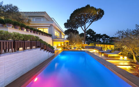 Villantonella: Piscina, Ricorrere, Eco Hotel, Estate, Villa, Dimora, Hacienda, Hotel, Paesaggio Di Illuminazione, Terme